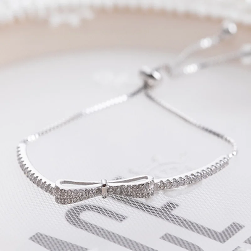 Romantic Bowknot 925 Silver Women Bracelet Adjustable Inlaid Zircon Female Bracelet Lady Jewelry Gift Heart Bracelet Jewelry
Romantic Bowknot 925 Silver Women Bracelet Adjustable Inlaid Zircon Female Bracelet Lady Jewelry Gift Heart Bracelet Jewelry