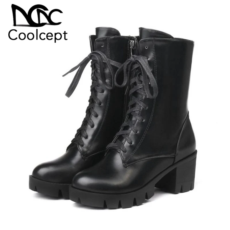 Coolcept Plus Size 34-46 Women Half Short Boots Brand New Fashion High Heels Platform Shoes Women Cross Strap Zipper Footwear
Coolcept Plus Size 34-46 Women Half Short Boots Brand New Fashion High Heels Platform Shoes Women Cross Strap Zipper Footwear