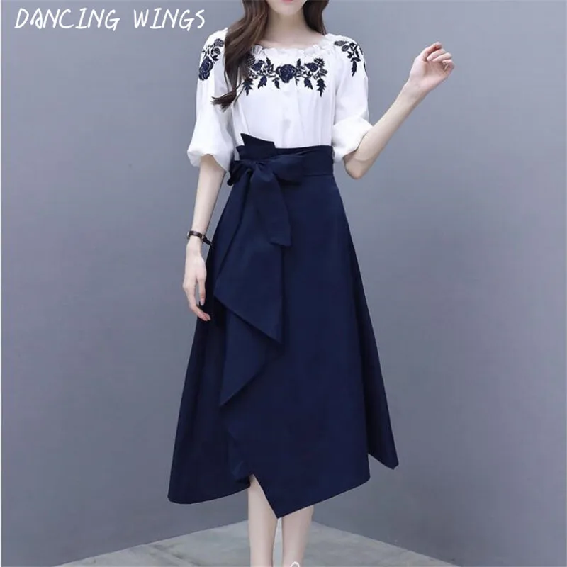 Vintage embroidery flowers blouse and high waist bow skirt womens suits set 2 pieces
Vintage embroidery flowers blouse and high waist bow skirt womens suits set 2 pieces