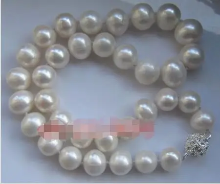 Hot selling free shipping******17"14-12 mm Natural south sea WHITE pearl necklace
Hot selling free shipping******17"14-12 mm Natural south sea WHITE pearl necklace