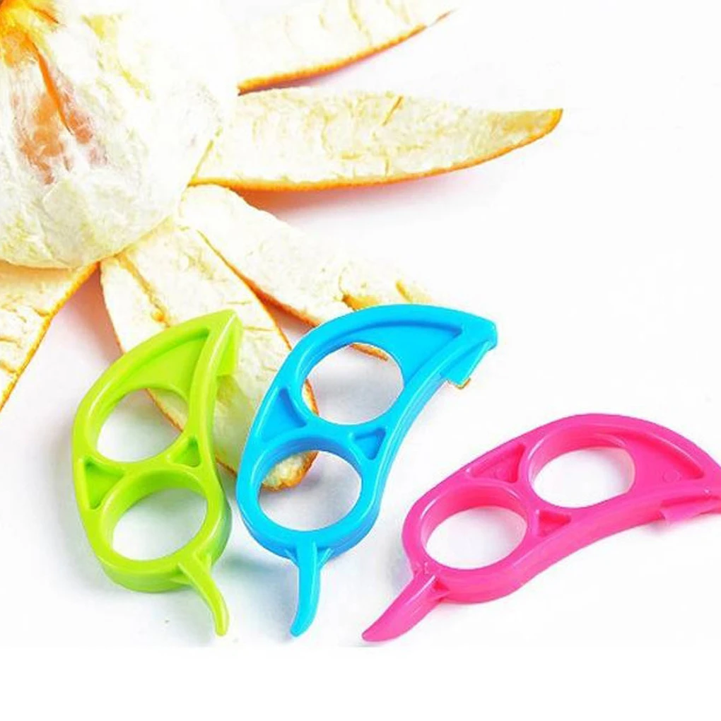 Random Color Plastic Handhold Portable Mini Fruits Orange Lemon Plastic Mouse Opener Peeler Ring Kitchen Tools
Random Color Plastic Handhold Portable Mini Fruits Orange Lemon Plastic Mouse Opener Peeler Ring Kitchen Tools
