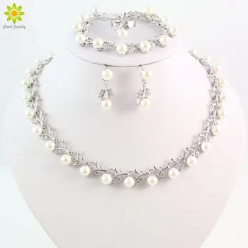 Wholesale Fashion Silver Color Crystal Simulated Pearl Wedding Costume Jewelry Sets Necklace Earrings Set For Women Bridal
Wholesale Fashion Silver Color Crystal Simulated Pearl Wedding Costume Jewelry Sets Necklace Earrings Set For Women Bridal