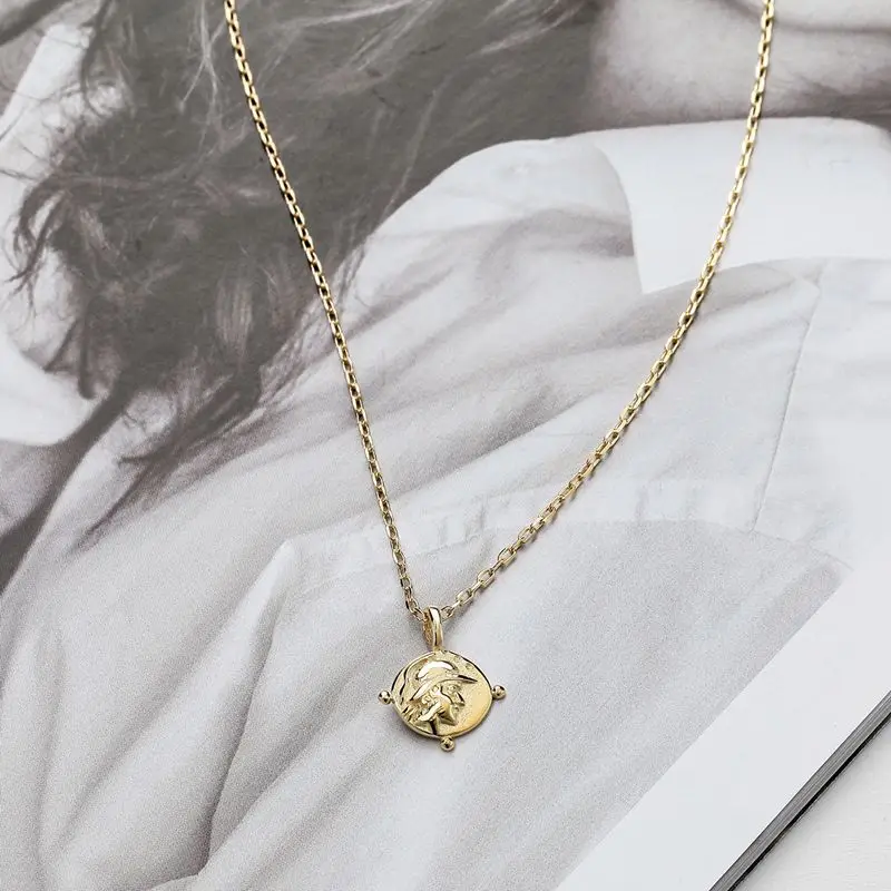 Silvology Wear Hat Avatar Figure Mini Necklace Hiphop Rock Style Round Bead Creative Cute Pendant Necklace For Women New Jewelry
Silvology Wear Hat Avatar Figure Mini Necklace Hiphop Rock Style Round Bead Creative Cute Pendant Necklace For Women New Jewelry