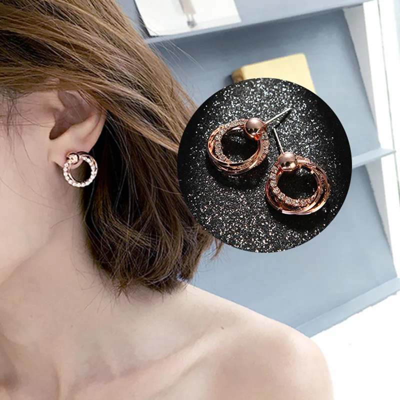 2018 New Rose Gold Fashion Circle Circle Round Earring Stud Earrings Temperament Earrings for Women wholesale
2018 New Rose Gold Fashion Circle Circle Round Earring Stud Earrings Temperament Earrings for Women wholesale