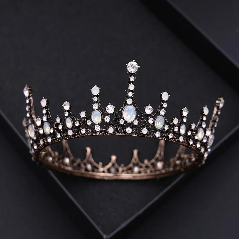 Luxury Vintage Gold Crystal Rhineston Round Big tiara Queen Crown Wedding Hair Jewelry Bridal Headpiece Wedding Hair Accessories
Luxury Vintage Gold Crystal Rhineston Round Big tiara Queen Crown Wedding Hair Jewelry Bridal Headpiece Wedding Hair Accessories