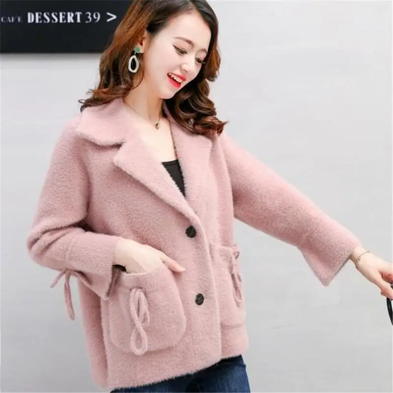 Women 2019 Autumn Winter Suit Collar Knit Cardigan Sweater Coat Female Korean Style Tricot Jacket Thick Warm Casaco Mujer K140
Women 2019 Autumn Winter Suit Collar Knit Cardigan Sweater Coat Female Korean Style Tricot Jacket Thick Warm Casaco Mujer K140