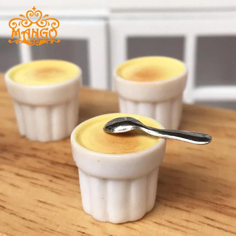 2PCS/lot Miniature Dollhouse 1:12 Custard Pudding Food for dolls plastic mold food clay for Blyth Licca Dolls House girls toys
2PCS/lot Miniature Dollhouse 1:12 Custard Pudding Food for dolls plastic mold food clay for Blyth Licca Dolls House girls toys