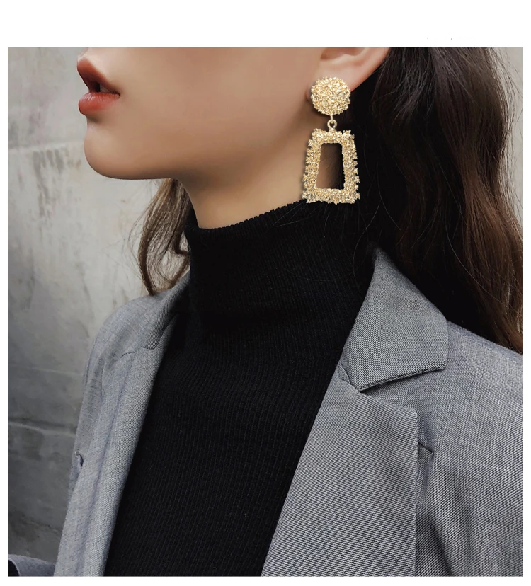 Hot Selling Large Dangle Earrings For Women Gold Earring Square Geometric Earrings European Style Jewelry Wholesale
Hot Selling Large Dangle Earrings For Women Gold Earring Square Geometric Earrings European Style Jewelry Wholesale