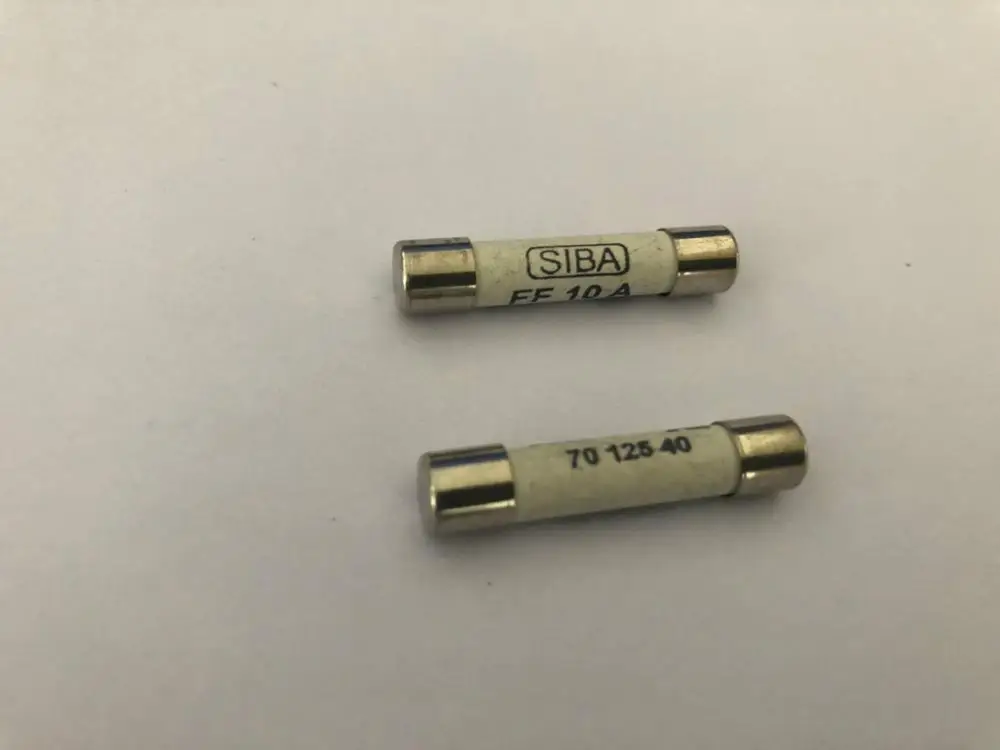 6.3 x 32mm FF315mA FF500mA FF630mA FF10A FF16A 1000V SIBA Ceramics Fuse DMI-Fuse For Multimeter Brand New
6.3 x 32mm FF315mA FF500mA FF630mA FF10A FF16A 1000V SIBA Ceramics Fuse DMI-Fuse For Multimeter Brand New