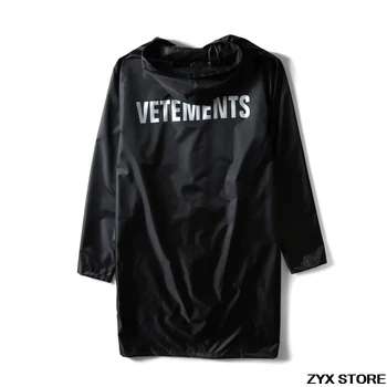 2017 Vetements Letter Printed Women Men Waterproof Jacket Coat Oversized Useful Raincoat Hiphop Men Jackets Windbreaker
2017 Vetements Letter Printed Women Men Waterproof Jacket Coat Oversized Useful Raincoat Hiphop Men Jackets Windbreaker