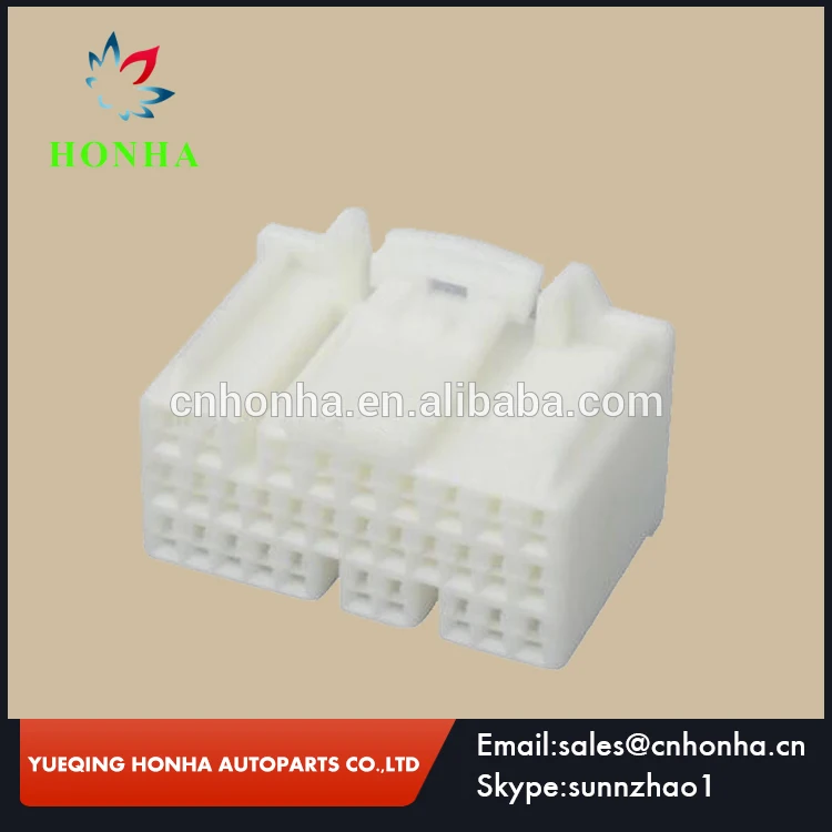 31-pin-plastic-female-white-automotive-connector 1