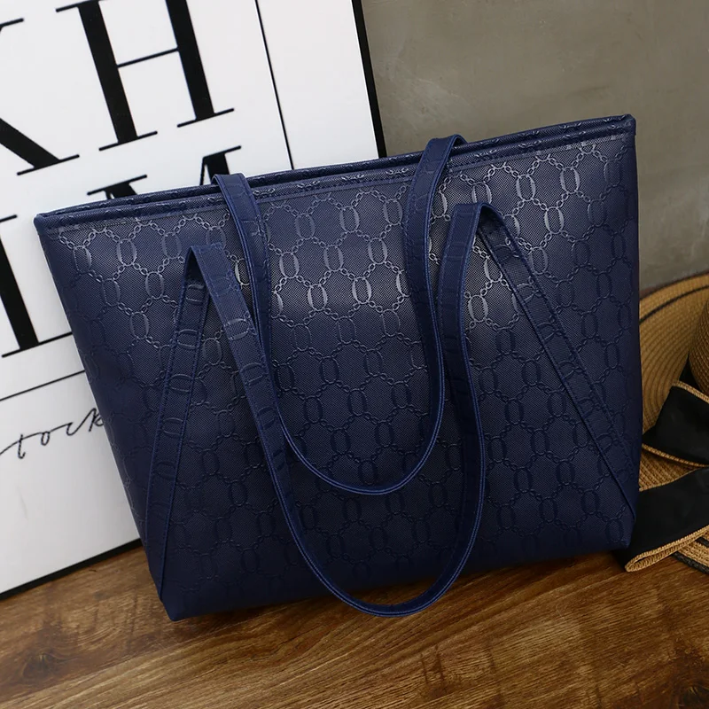 New Fashion Print Embossing PU Leather Shoulder Bag Women Simple Daily Shopping Handbags Large Capacity Casual Tote Bag
New Fashion Print Embossing PU Leather Shoulder Bag Women Simple Daily Shopping Handbags Large Capacity Casual Tote Bag