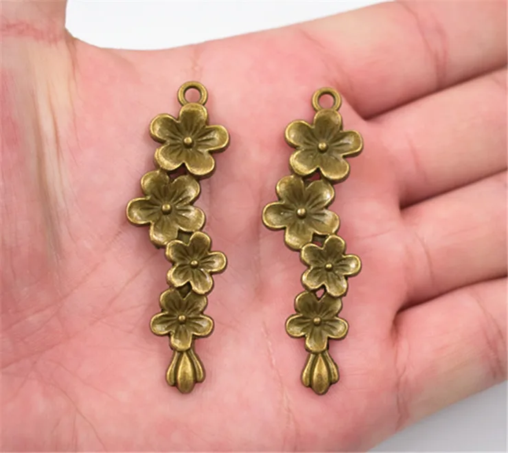 56*18mm 5pcs Antique Bronze Plated Plum Flower Charms Pendant For DIY Necklace Bracelet Jewelry Accessories
56*18mm 5pcs Antique Bronze Plated Plum Flower Charms Pendant For DIY Necklace Bracelet Jewelry Accessories