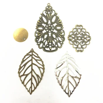 10Pcs Connectors Decoration Bag Mixed Round Flower Leaf Alloy Filigree Wraps Flower Hollow DIY Ornament Findings
10Pcs Connectors Decoration Bag Mixed Round Flower Leaf Alloy Filigree Wraps Flower Hollow DIY Ornament Findings