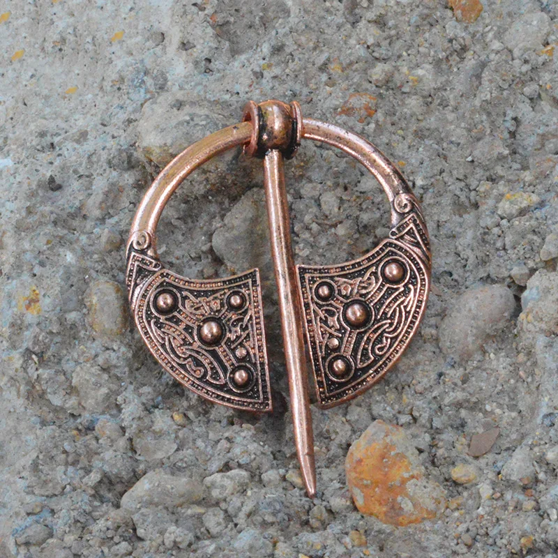 Fashion Vintage Belt Buckles Viking Brooch Cloak Pin Clasp Hand Forged Medieval Norse Runic Viking Jewelry for Men Women
Fashion Vintage Belt Buckles Viking Brooch Cloak Pin Clasp Hand Forged Medieval Norse Runic Viking Jewelry for Men Women