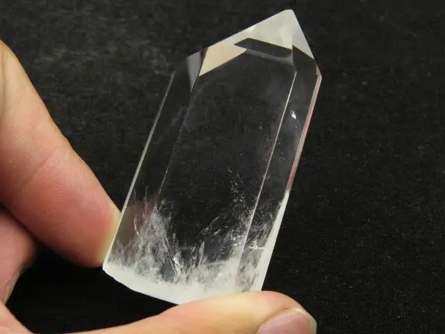 68062+++Natural Tibetan Crystal Quartz Stone Rock Carved Point Phantom Wand Healing
68062+++Natural Tibetan Crystal Quartz Stone Rock Carved Point Phantom Wand Healing