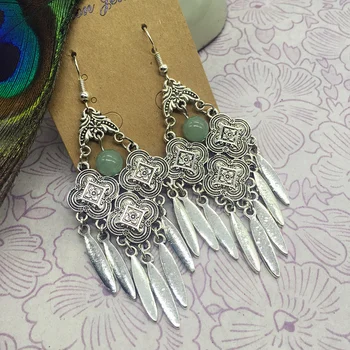 The folk style of Yunnan flower seedlings Yinxiu Tibetan silver earrings earrings
The folk style of Yunnan flower seedlings Yinxiu Tibetan silver earrings earrings