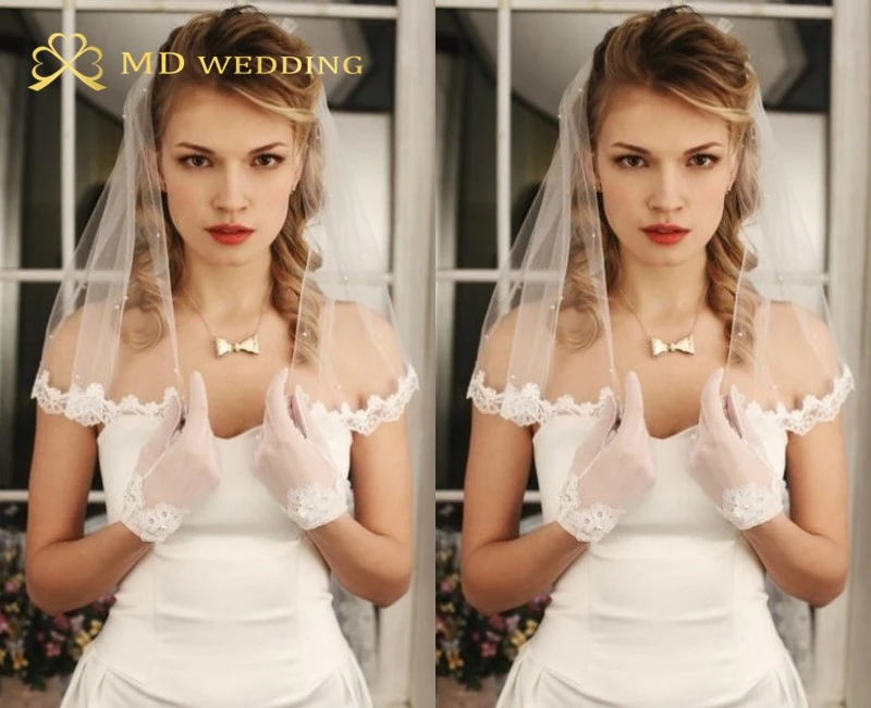 2015 Romantic White/Ivory Short Wedding Veil With Comb Lace Pearl Bridal Veil Wedding Accessories Veu De Noiva MD3016
2015 Romantic White/Ivory Short Wedding Veil With Comb Lace Pearl Bridal Veil Wedding Accessories Veu De Noiva MD3016