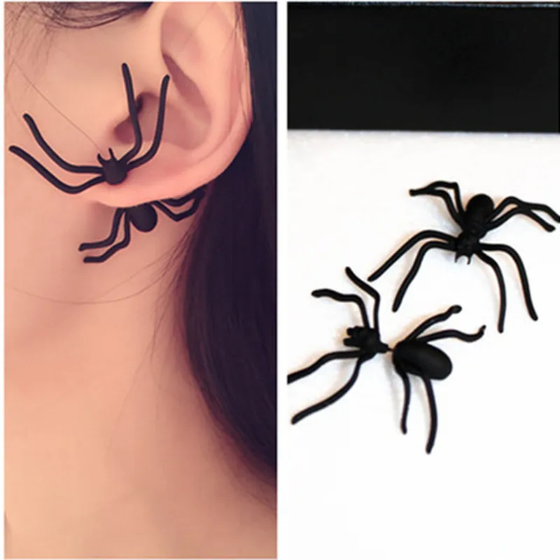 Женские серьги-гвоздики с крупным черным пауком | Украшения и аксессуары