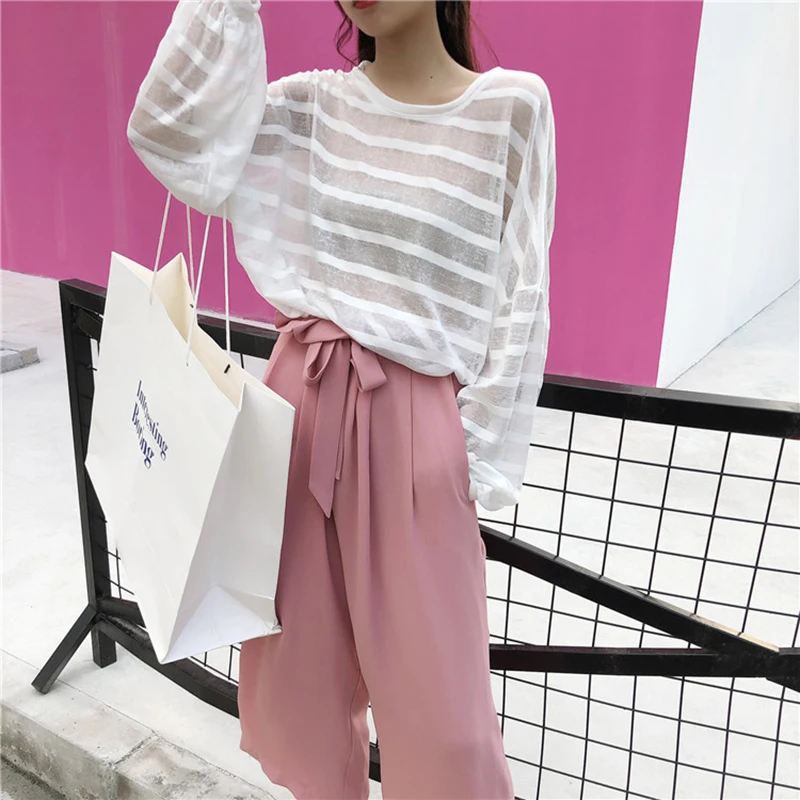 RUGOD 2019 Summer Casual Long Batwing Sleeve Striped Sun-resistant Blouse Women All-match O Neck Thin Loose Shirt Blusa Feminina
RUGOD 2019 Summer Casual Long Batwing Sleeve Striped Sun-resistant Blouse Women All-match O Neck Thin Loose Shirt Blusa Feminina
