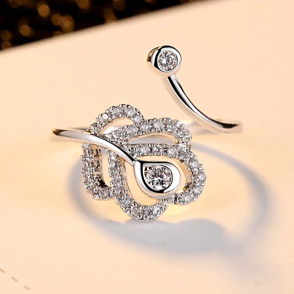 Copper Alloy Micro-Inlaid Zircon Big Rings for Women Silver Trend Opening Leaf Shape Wedding Rings Anillos Mujer Wholesale
Copper Alloy Micro-Inlaid Zircon Big Rings for Women Silver Trend Opening Leaf Shape Wedding Rings Anillos Mujer Wholesale