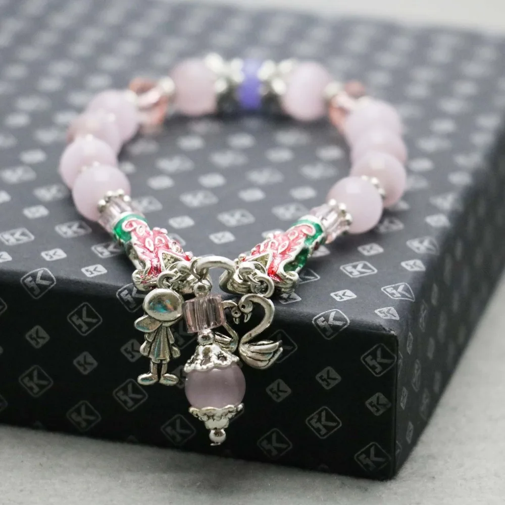 Bohemia Style Pink Cat Eyes Beads Chalcedony Lucky Bracelet Hand Chain For Women Girls Tibet Silvercolor Pendant Jewelry Making 
Bohemia Style Pink Cat Eyes Beads Chalcedony Lucky Bracelet Hand Chain For Women Girls Tibet Silvercolor Pendant Jewelry Making