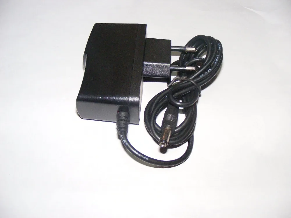 New 12V1A AC 100V-240V Converter power supply Adapter DC 12V 1A 1000mA Power Supply EU Plug DC 5.5mm x 2.1mm Free shipping
New 12V1A AC 100V-240V Converter power supply Adapter DC 12V 1A 1000mA Power Supply EU Plug DC 5.5mm x 2.1mm Free shipping