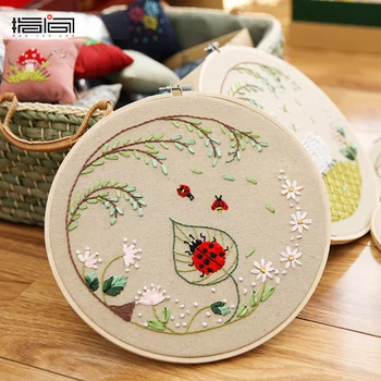 2018 New Arrival Top Fashion Handmade, Embroidery, Diy, Beginner, Three-dimensional Fabric, Material Bag, Ribbon New, Kit
2018 New Arrival Top Fashion Handmade, Embroidery, Diy, Beginner, Three-dimensional Fabric, Material Bag, Ribbon New, Kit
