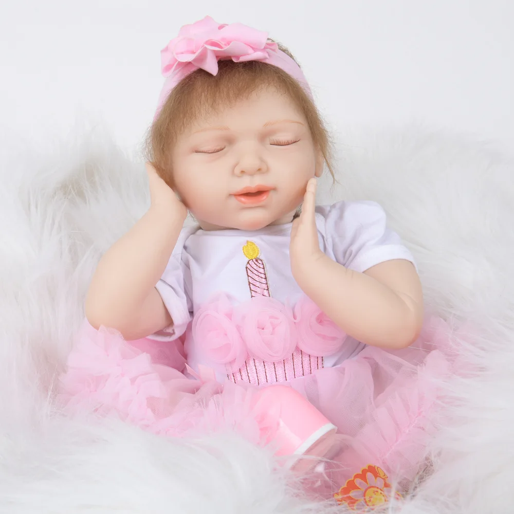 collection bebe reborn with cloth body 55 cm Reborn Doll Baby Simulation Doll Play House Toys Cute Doll reborn boy babies
collection bebe reborn with cloth body 55 cm Reborn Doll Baby Simulation Doll Play House Toys Cute Doll reborn boy babies