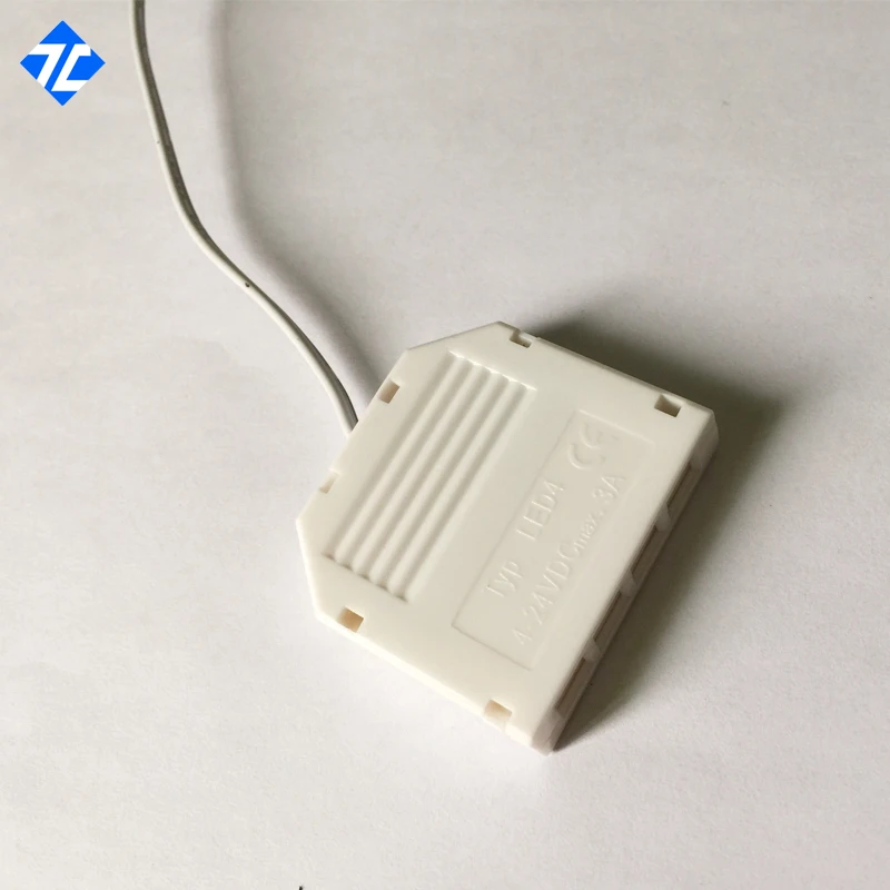 1pcs/lot 20cm long 4-port female led strip lights led rigid bar under cabinet light connector cables CE Rohs UL approval
1pcs/lot 20cm long 4-port female led strip lights led rigid bar under cabinet light connector cables CE Rohs UL approval