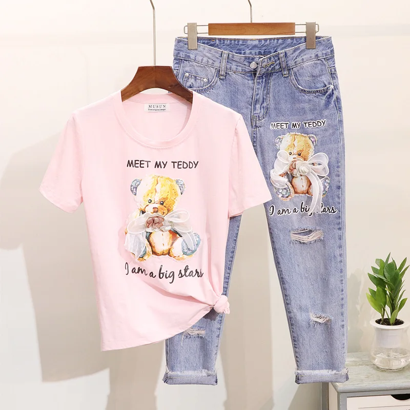 Spring Summer New Women's Cartoon Small Bear Short Sleeve T-shirt + Break Holes Jeans Two Piece Suit Students Denim Pants Set
Spring Summer New Women's Cartoon Small Bear Short Sleeve T-shirt + Break Holes Jeans Two Piece Suit Students Denim Pants Set