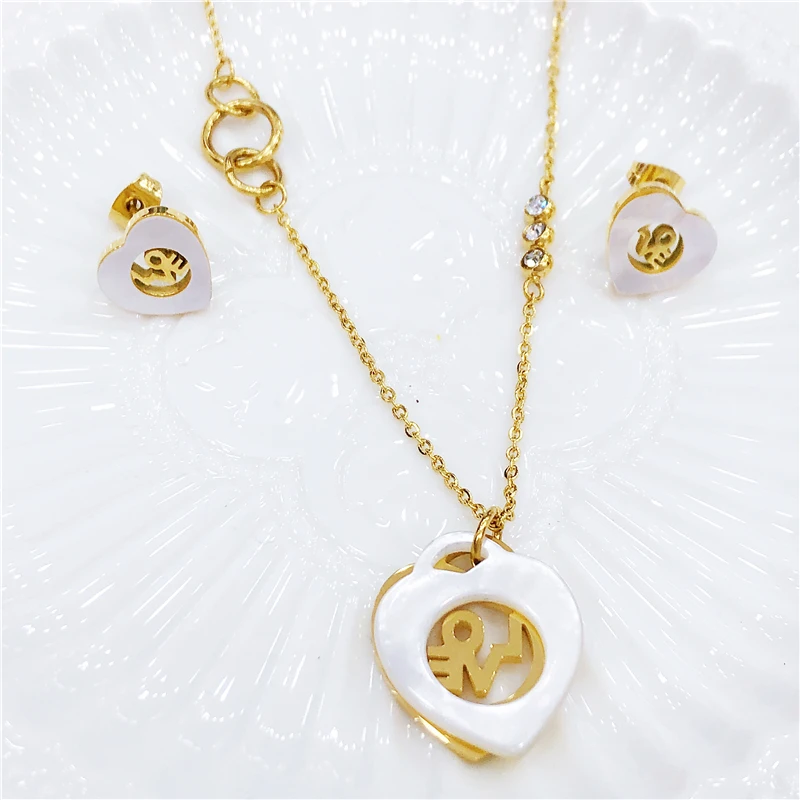 Hot-sale Stainless Steel Heart Pendants Necklace Earrings LOVE Pendants High Quality Female Metal Chain Jewelry women men Gift
Hot-sale Stainless Steel Heart Pendants Necklace Earrings LOVE Pendants High Quality Female Metal Chain Jewelry women men Gift
