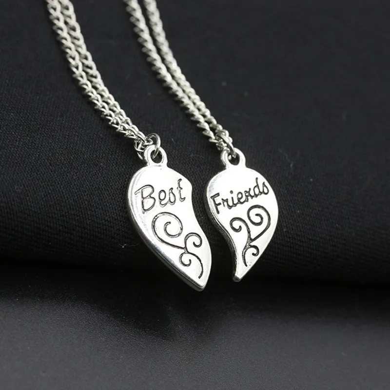 Two Pieces Best Friends Combination Alloy Metal Necklace Heart Shape Carved Pendent Necklaces For man women Gift
Two Pieces Best Friends Combination Alloy Metal Necklace Heart Shape Carved Pendent Necklaces For man women Gift