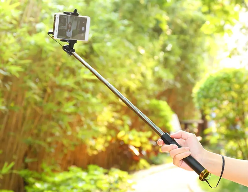 for Iphone X XR XS MAX Wired Selfie Stick Selfie Monopod for iphone X 8 7 6 plus 5 5s Wired Photograph Tripod Extendable Selfie