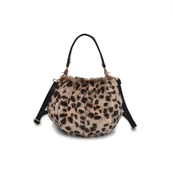 Women Winter Faux Fur Shoulder Bag Fashion Handbag lady Leopard print Handbags Female Party Small Girls Tote Bag Christmas Gift
Women Winter Faux Fur Shoulder Bag Fashion Handbag lady Leopard print Handbags Female Party Small Girls Tote Bag Christmas Gift
