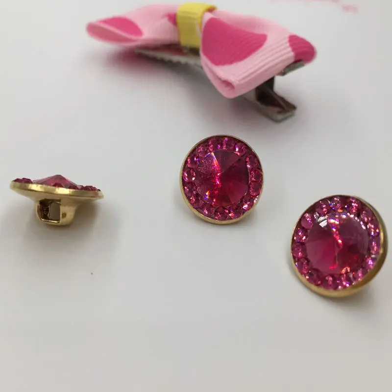 10pcs Rose Red acrylic glass buttons sewing accessories DIY essential shirt buttons 13mm round crystal
10pcs Rose Red acrylic glass buttons sewing accessories DIY essential shirt buttons 13mm round crystal