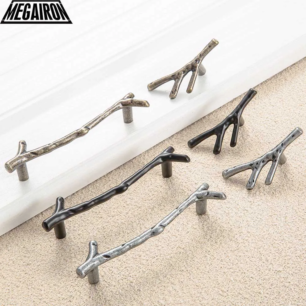 MEGAIRON Vintage Twig Tree Branch Shape Cabinet Knob Drawer Pull Handle Cupboard Furniture Hardware Handles Pull Tools
MEGAIRON Vintage Twig Tree Branch Shape Cabinet Knob Drawer Pull Handle Cupboard Furniture Hardware Handles Pull Tools