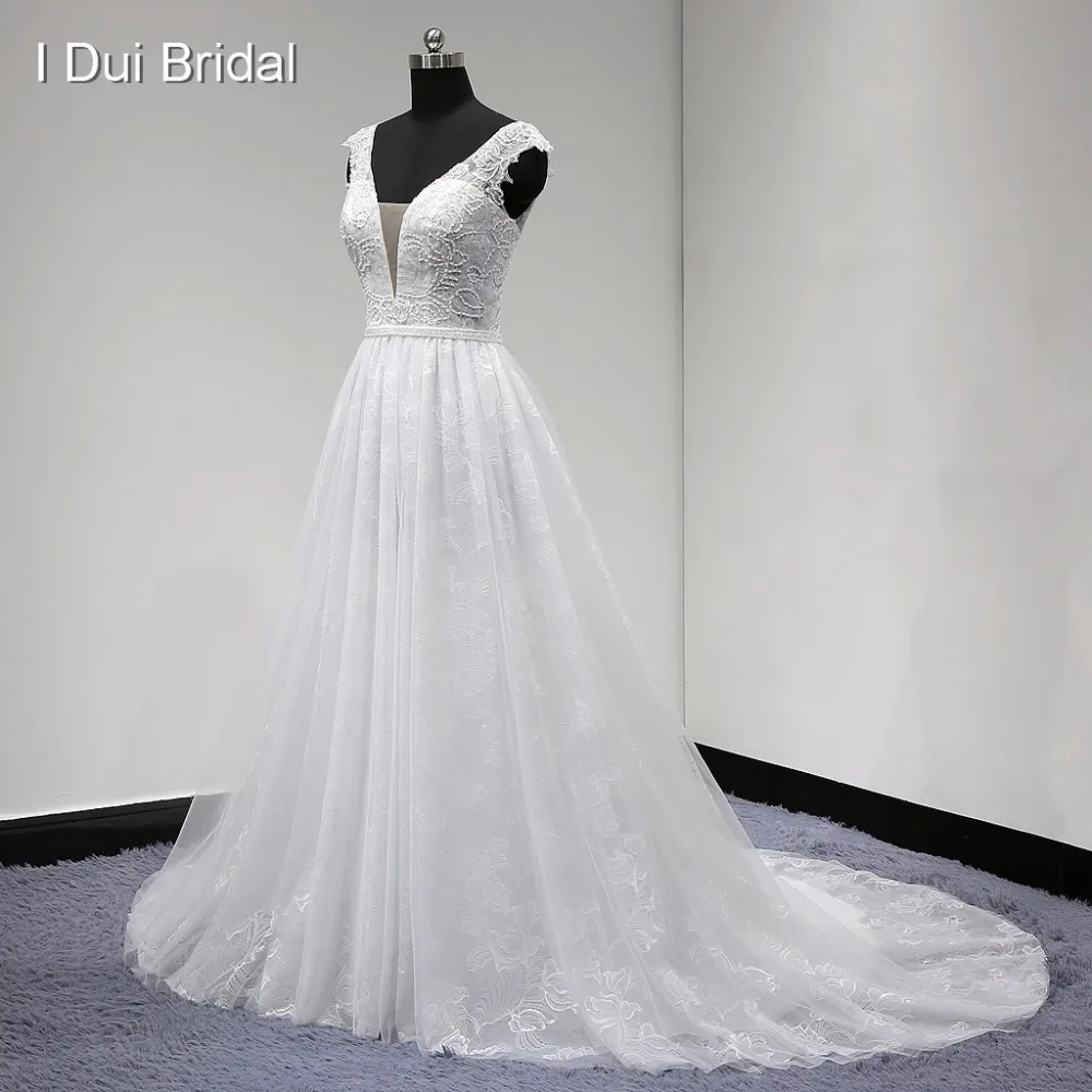 Lace Wedding Dress with Belt V Neck A line Sleeveless High Quality Real Photo Factory Custom Made
Lace Wedding Dress with Belt V Neck A line Sleeveless High Quality Real Photo Factory Custom Made