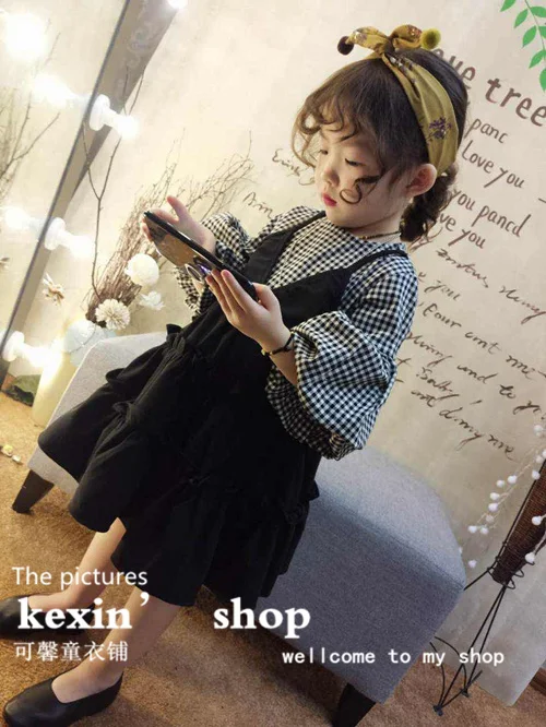2018 new spring item girl cute plaid dress dorable design fake two pieces dress puff sleeve princess dress
2018 new spring item girl cute plaid dress dorable design fake two pieces dress puff sleeve princess dress