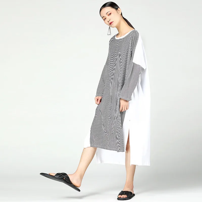 LANMREM 2019 New Fashion Striped Patchwork Vent Hem Irreguarl Contrast Color Female's Long Sleeve O-neck Dress Vestido YE735
LANMREM 2019 New Fashion Striped Patchwork Vent Hem Irreguarl Contrast Color Female's Long Sleeve O-neck Dress Vestido YE735