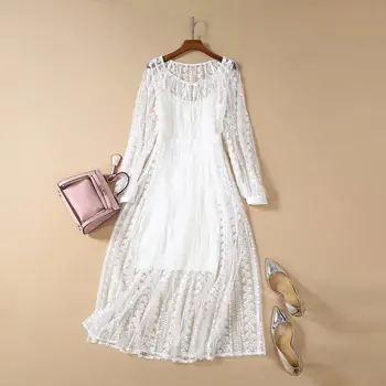 Autumn 2019 new European and American women's wear Flower embroidery The lantern sleeve Fashionable long-sleeved dresses
Autumn 2019 new European and American women's wear Flower embroidery The lantern sleeve Fashionable long-sleeved dresses