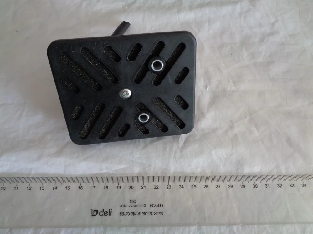 152F 154F Air Filter 1