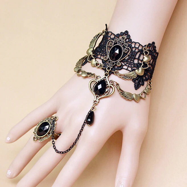 Charms Retro Vintage Lady Handmade Jewelry Gothic Lace Finger Bracelet Angel Wing Black Rhinestone Steampunk Bracelet 1B302
Charms Retro Vintage Lady Handmade Jewelry Gothic Lace Finger Bracelet Angel Wing Black Rhinestone Steampunk Bracelet 1B302