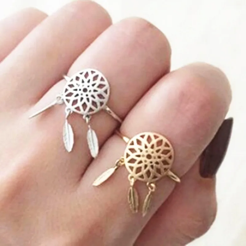 2019 Korean Version Fashion Hollow Feather Adjustable Opening Rings Gold/Silver Color Dreamcatcher Rings For Female Girls Gift
2019 Korean Version Fashion Hollow Feather Adjustable Opening Rings Gold/Silver Color Dreamcatcher Rings For Female Girls Gift