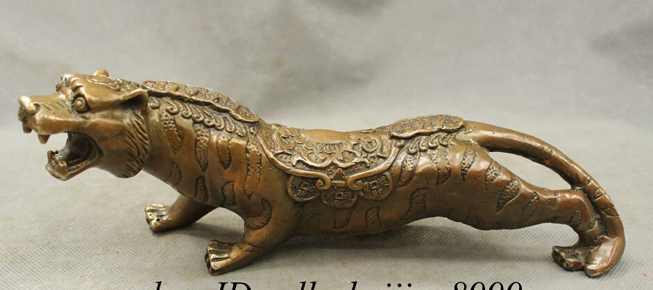 JP S0114 10"Chinese Art Bronze Copper Evil Spirits Fierce Year Zodiac Tiger Beast Statue B0403
JP S0114 10"Chinese Art Bronze Copper Evil Spirits Fierce Year Zodiac Tiger Beast Statue B0403