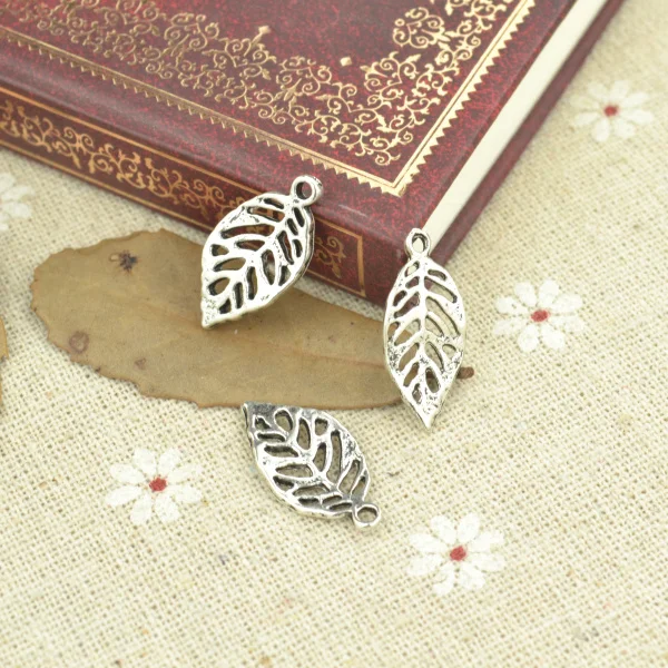 50pcs alloy Tibetan Silver Plated tree leaf Charms Pendants for Jewelry Making DIY Handmade Craft 19*10mm 21118
50pcs alloy Tibetan Silver Plated tree leaf Charms Pendants for Jewelry Making DIY Handmade Craft 19*10mm 21118