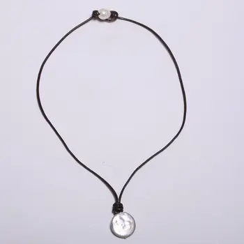 Large Buttons Square Beads Pendant Bead Pearl Diameter 16 mm Thick Leather Cord Necklace 
Large Buttons Square Beads Pendant Bead Pearl Diameter 16 mm Thick Leather Cord Necklace