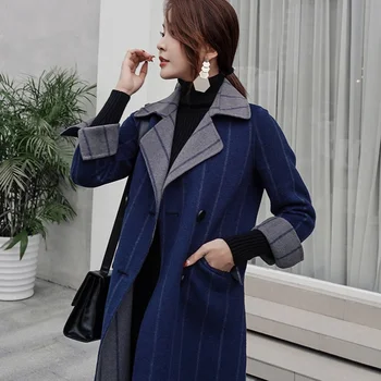 Autumn and winter new female vertical strip cashmere wool coat V-neck female long section warm fashion cashmere coat jacket
Autumn and winter new female vertical strip cashmere wool coat V-neck female long section warm fashion cashmere coat jacket