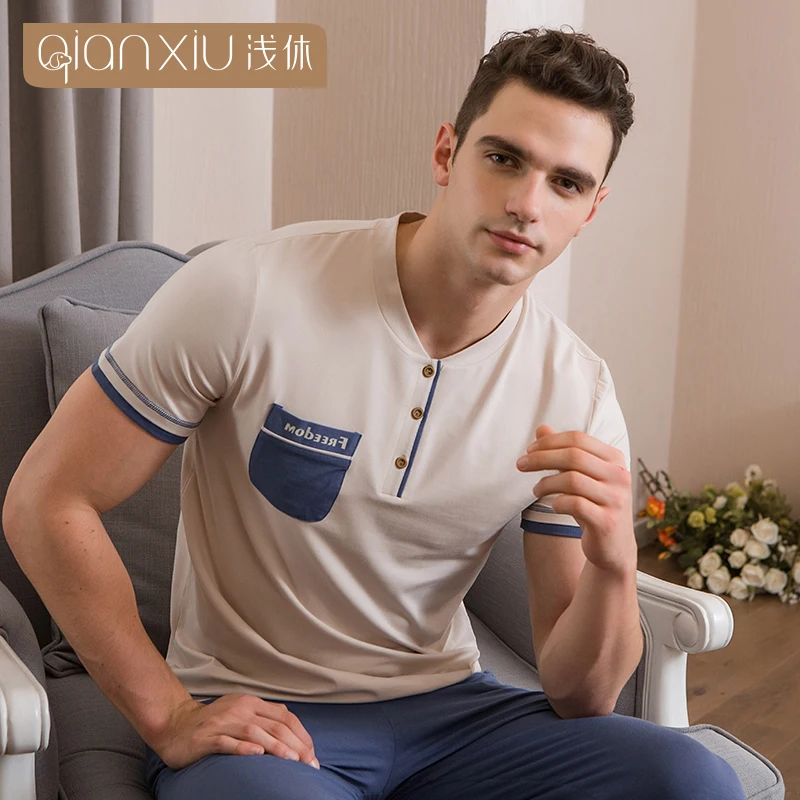 Qianxiu 2018 spring and summer new men's cotton short-sleeved shorts suit comfortable breathable home service 1886
Qianxiu 2018 spring and summer new men's cotton short-sleeved shorts suit comfortable breathable home service 1886