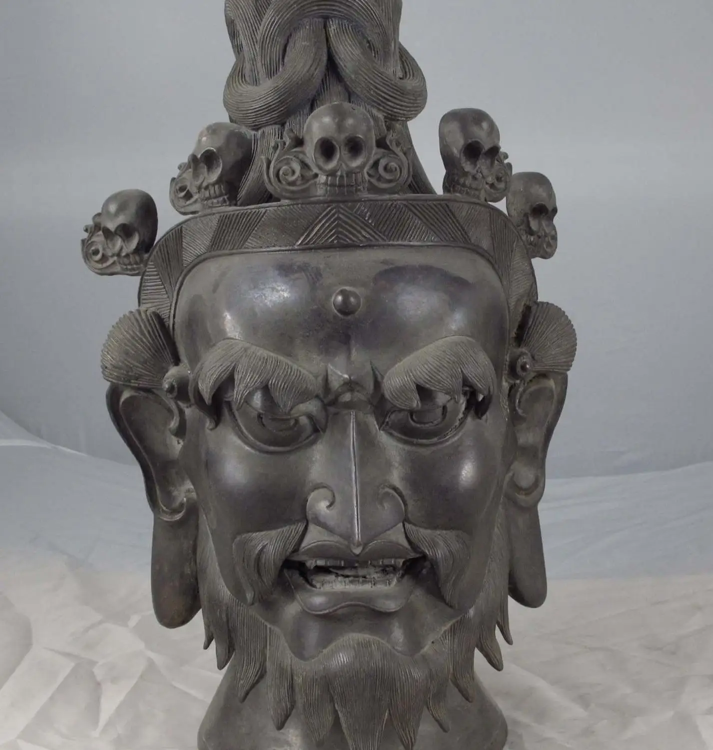 14 China Collection Pure Copper Bronze made Western Wind God Buddha Head Statue
14 China Collection Pure Copper Bronze made Western Wind God Buddha Head Statue